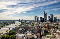 Frankfurt Skyline Richtung Westen vom Domturm mit Römer, Paulskirche und Main – Markus Schüller IT-Dienstleistungen in Frankfurt